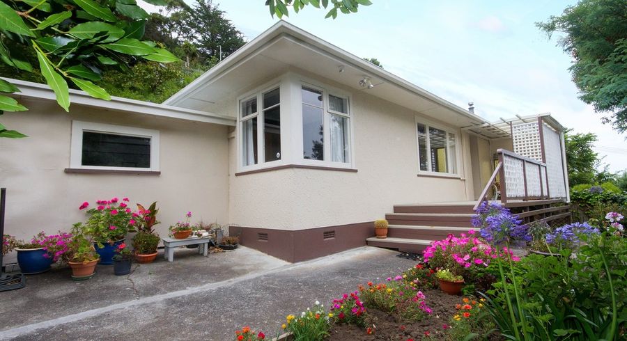  at 16 Mount View Road, Bastia Hill, Whanganui