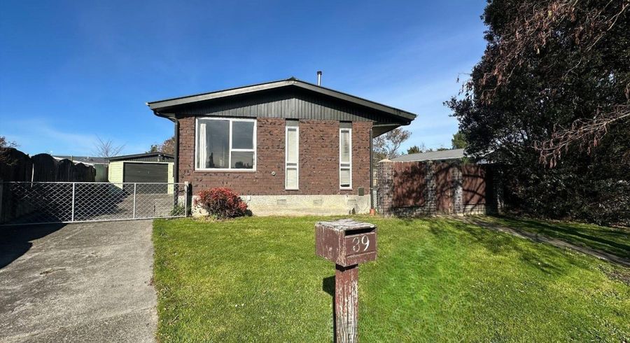  at 39 Robinson Crescent, Westbrook, Palmerston North, Manawatu / Whanganui