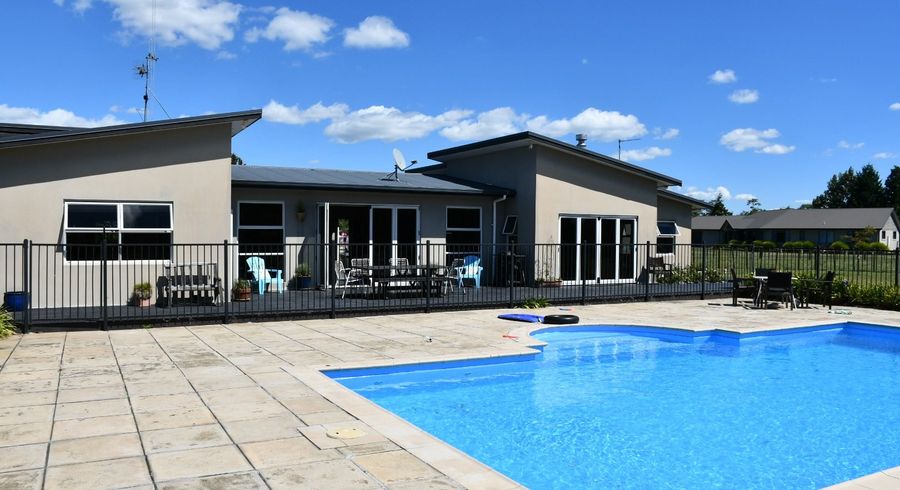  at 4/25 Lowe Road, Rukuhia, Hamilton, Waikato