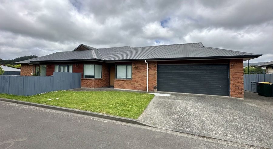  at 11 Cottle Heath Close, Manor Park, Lower Hutt