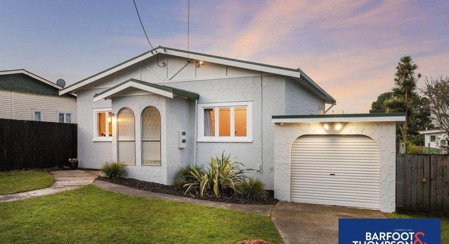  at 13 Miro Street, New Lynn, Auckland