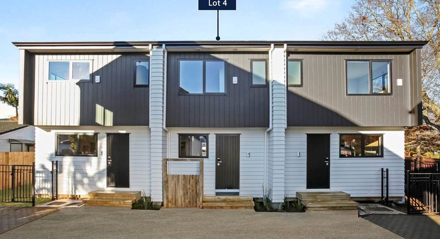  at Lot 4/6 Glennandrew Drive, Half Moon Bay, Manukau City, Auckland
