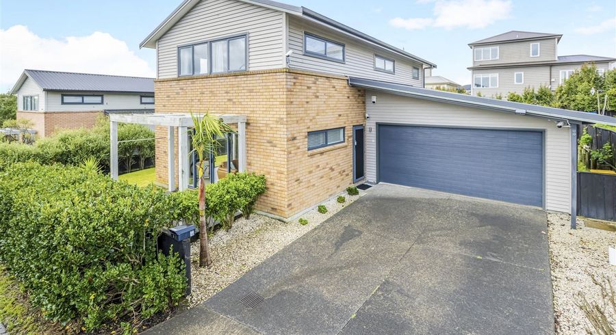  at 10 Joseph Street, Flat Bush, Auckland