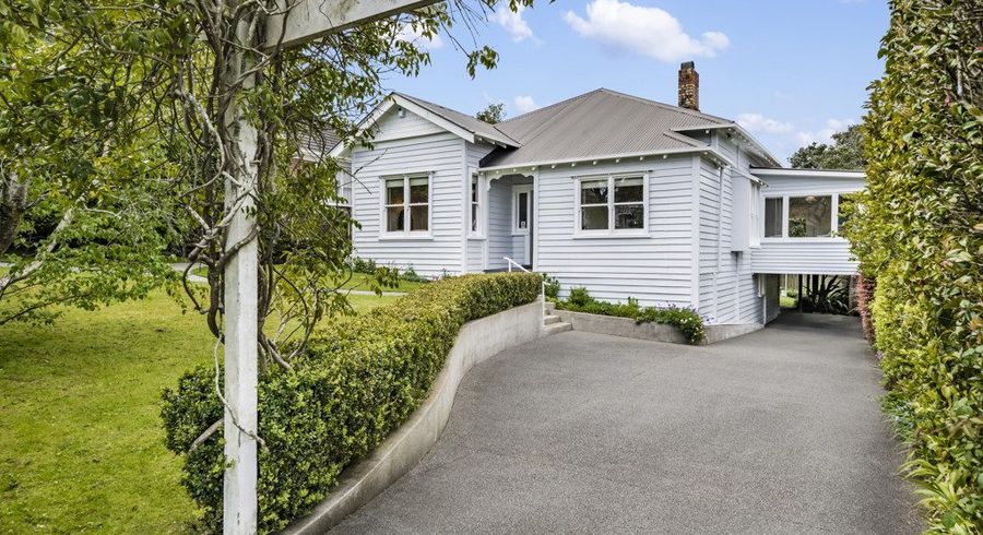  at 4 Rotomahana Terrace, Remuera, Auckland