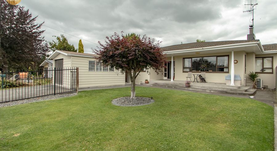  at 13 Cambridge Terrace, Taradale, Napier