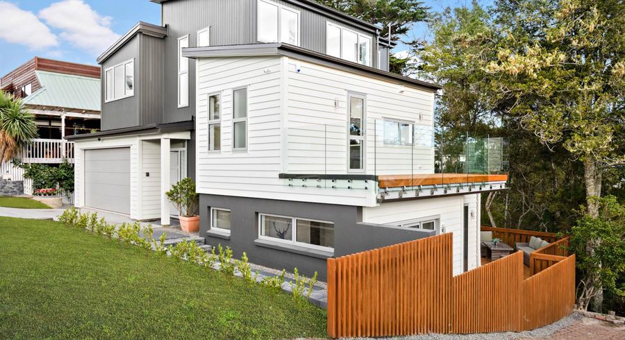  at 20 Park Avenue, Birkenhead, Auckland