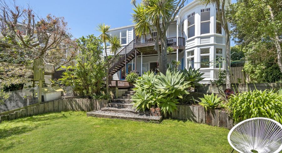 at 72 Waipapa Road, Hataitai, Wellington