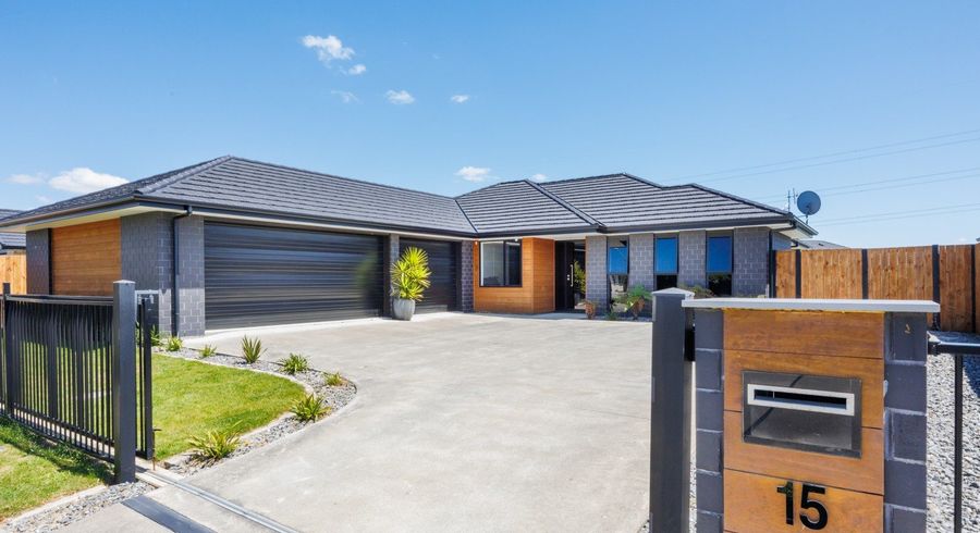  at 15 Atlantic Drive, Fitzherbert, Palmerston North, Manawatu / Whanganui