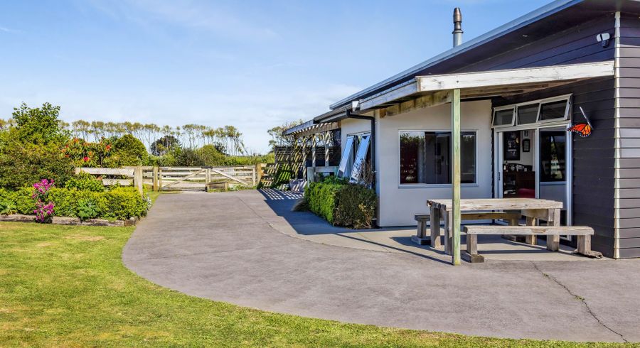  at 5674 Mountain Road, Hawera
