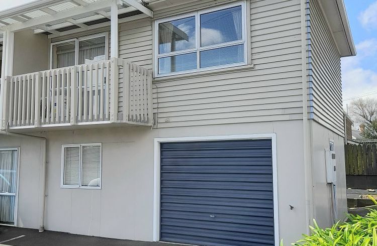  at 5B Rosebank Road, Avondale, Auckland