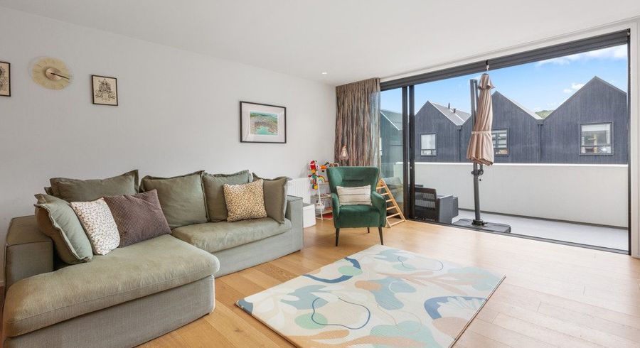  at 5 Jean Caldwell Way, Island Bay, Wellington, Wellington