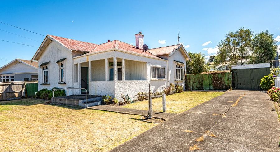  at 94 Alma Road, Gonville, Whanganui