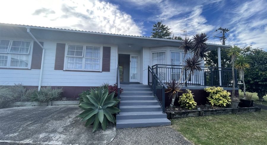  at 81 Sycamore Drive, Sunnynook, North Shore City, Auckland