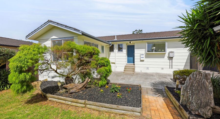  at 5 Lisa Rise, Half Moon Bay, Manukau City, Auckland