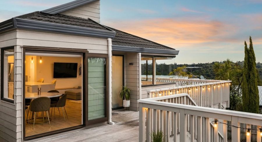  at 4 Anne McLean Drive, Bayview, North Shore City, Auckland