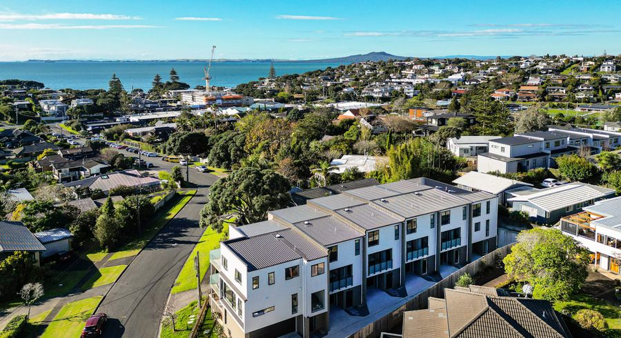  at 5/20 Penzance Road, Mairangi Bay, North Shore City, Auckland