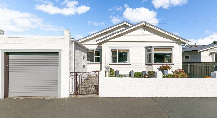  at 93 Apu Crescent, Lyall Bay, Wellington, Wellington