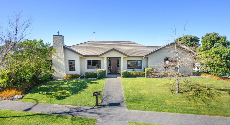  at 48 Johnstone Drive, Fitzherbert, Palmerston North, Manawatu / Whanganui