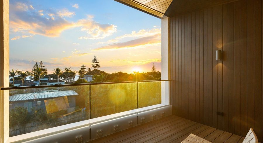  at 12/423 Beach Road, Mairangi Bay, North Shore City, Auckland
