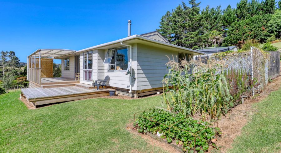  at 52 Darmah Lane, Kaiwaka
