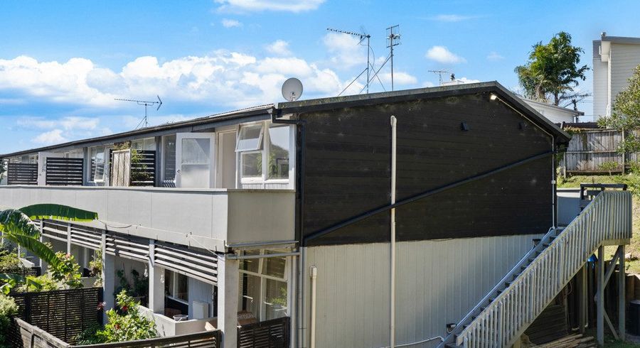  at 8/11 Don Croot Street, Morningside, Auckland City, Auckland