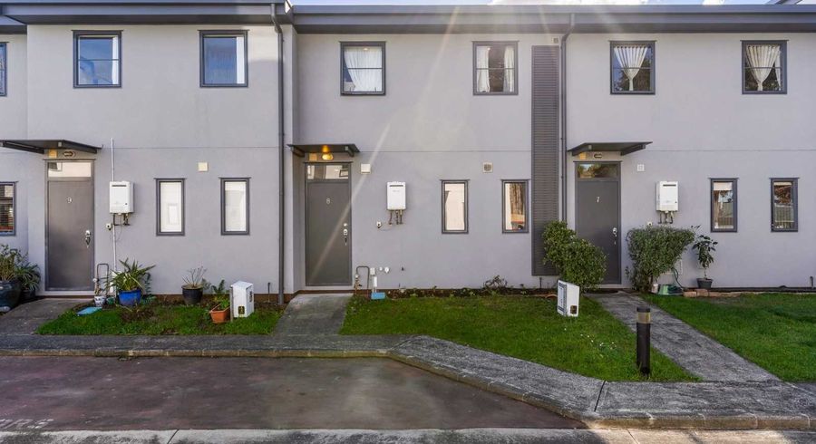  at 8/42 Holly Street, Avondale, Auckland City, Auckland