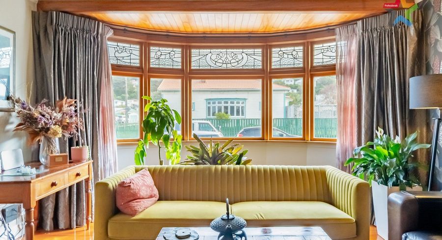  at 6 Wha Street, Lyall Bay, Wellington, Wellington
