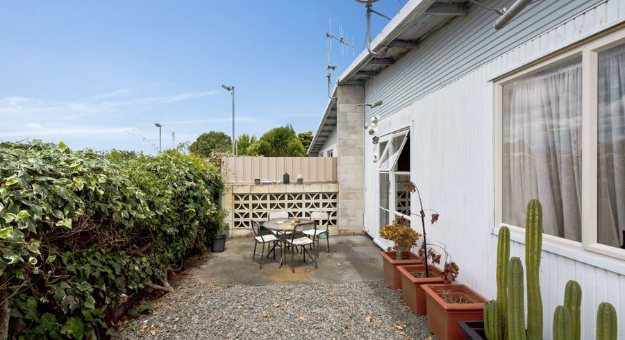  at 2/209 McLeod Street, Camberley, Hastings, Hawke's Bay