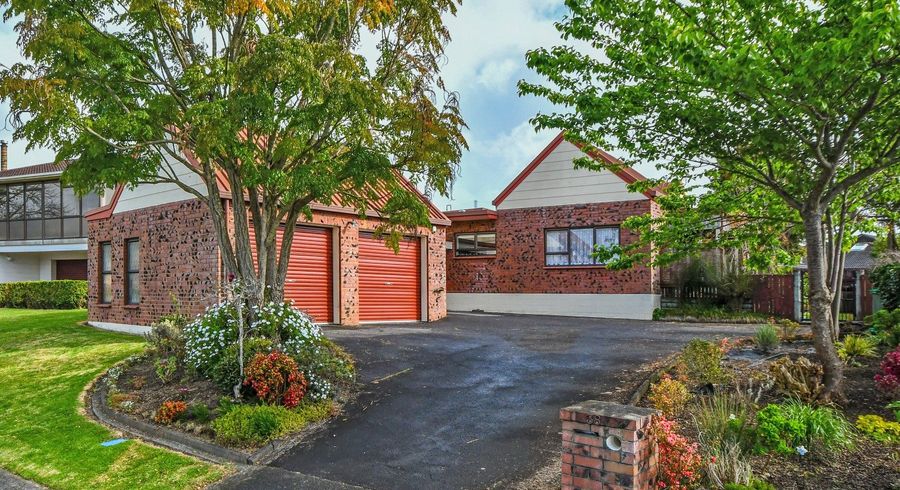  at 38 Rushgreen Avenue, Pahurehure, Papakura