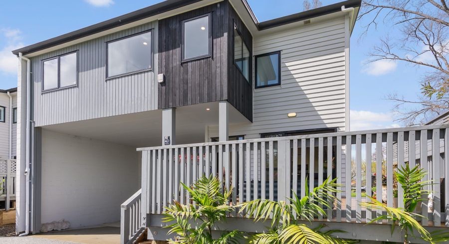  at 4D Bromley Place, Glen Innes, Auckland City, Auckland