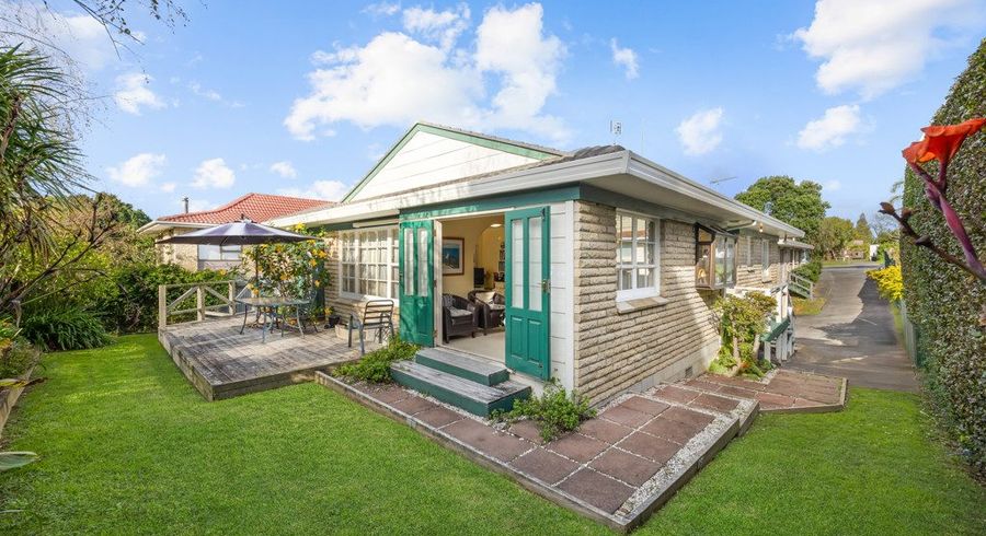  at 1/208 Pakuranga Road, Pakuranga Heights, Manukau City, Auckland