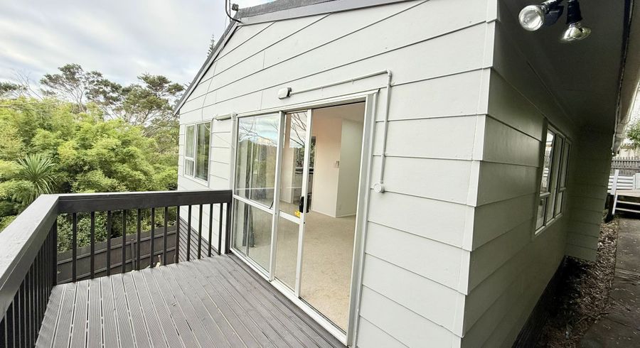  at 1/83 Manuka Road, Glenfield, North Shore City, Auckland
