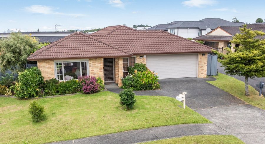  at 33 Richfield Crescent, Westgate, Waitakere City, Auckland
