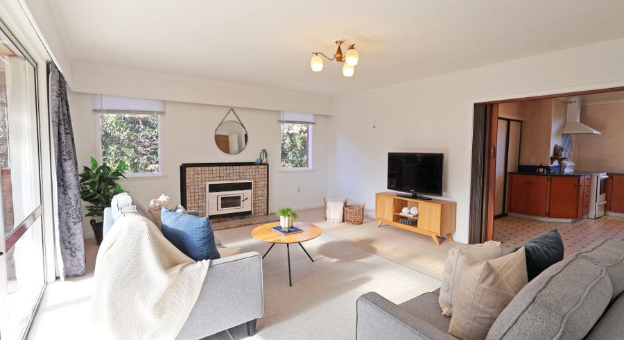  at 242 Dunns Road, Otatara