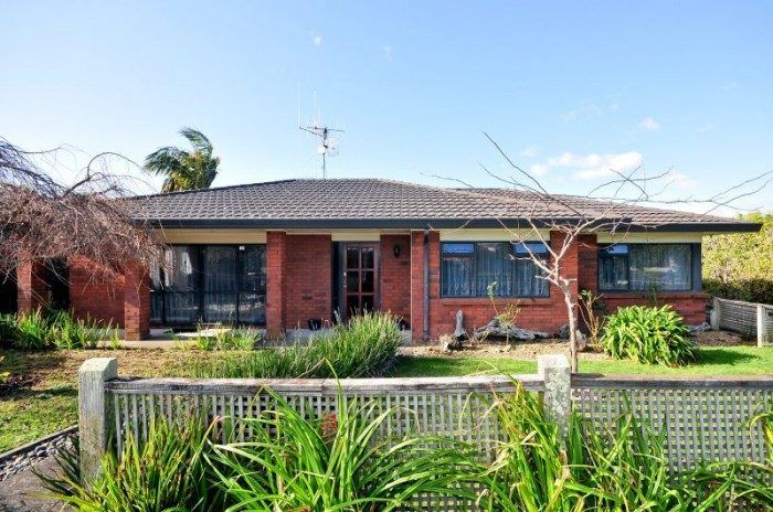  at 114 Sandwich Road, St Andrews, Hamilton