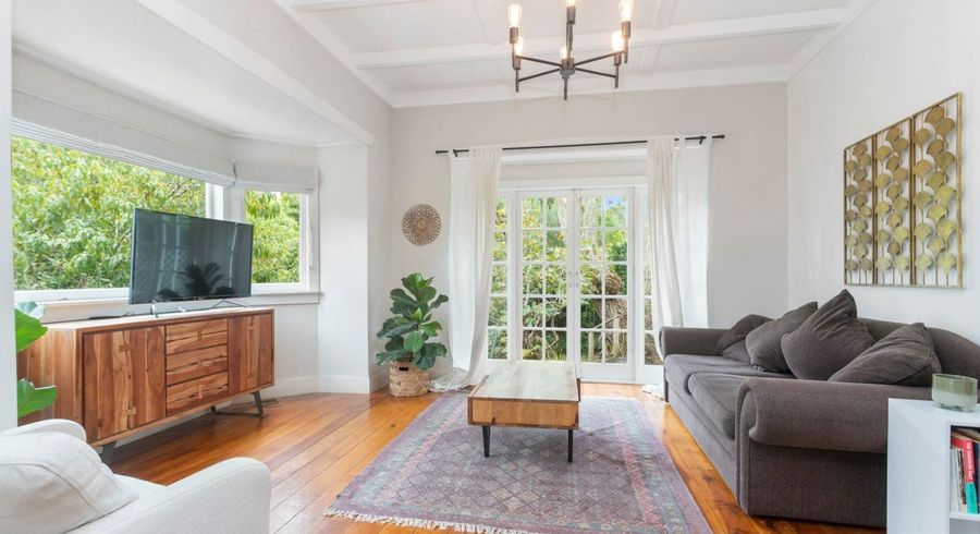  at 8 Camden Road, Sandringham, Auckland City, Auckland