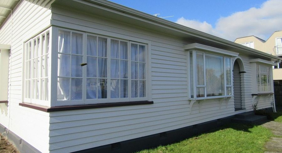  at 104 Wainui Street, Riccarton, Christchurch City, Canterbury