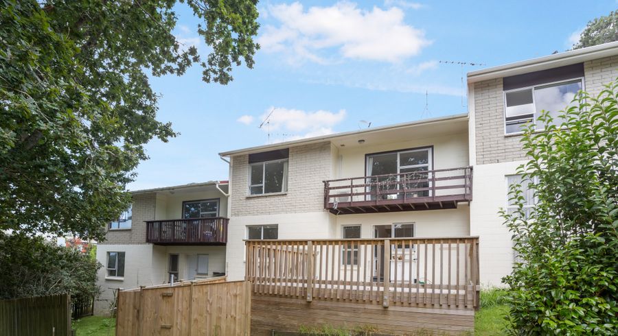  at 2/8 Ballin Street, Ellerslie, Auckland