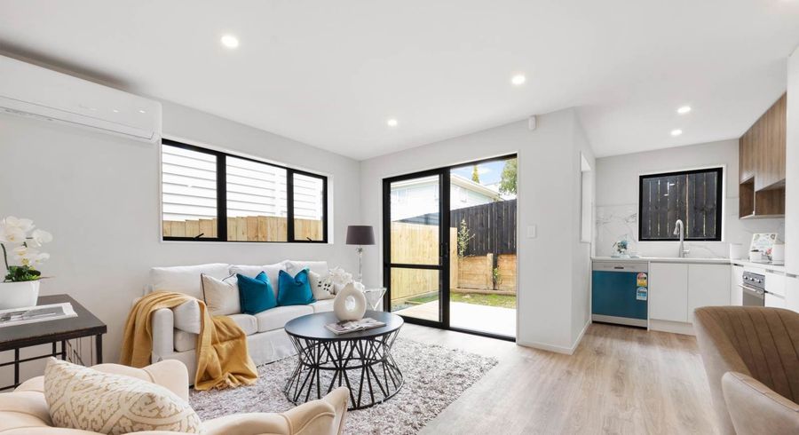  at 8E Butterworth Drive, Glendene, Waitakere City, Auckland