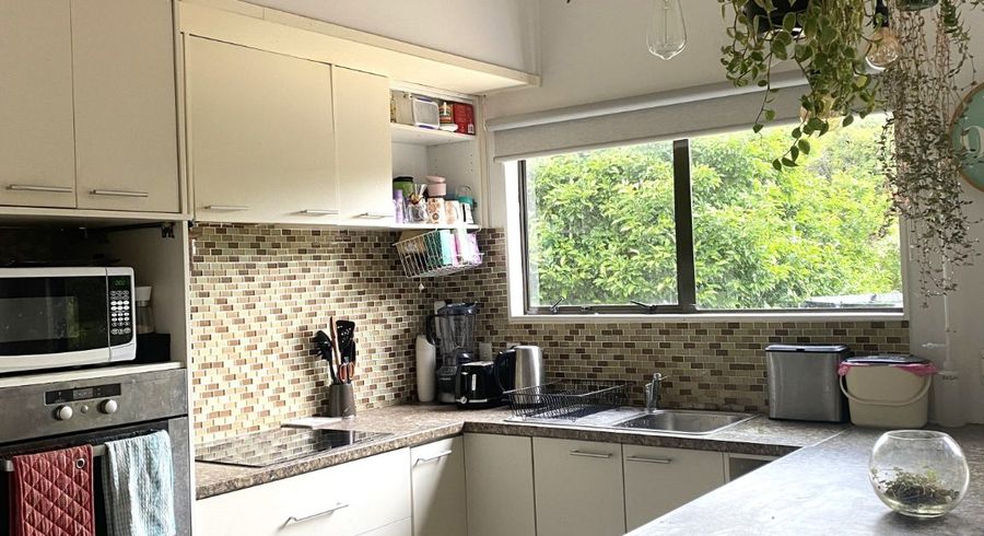  at 40 Fordham Street, Beach Haven, Auckland