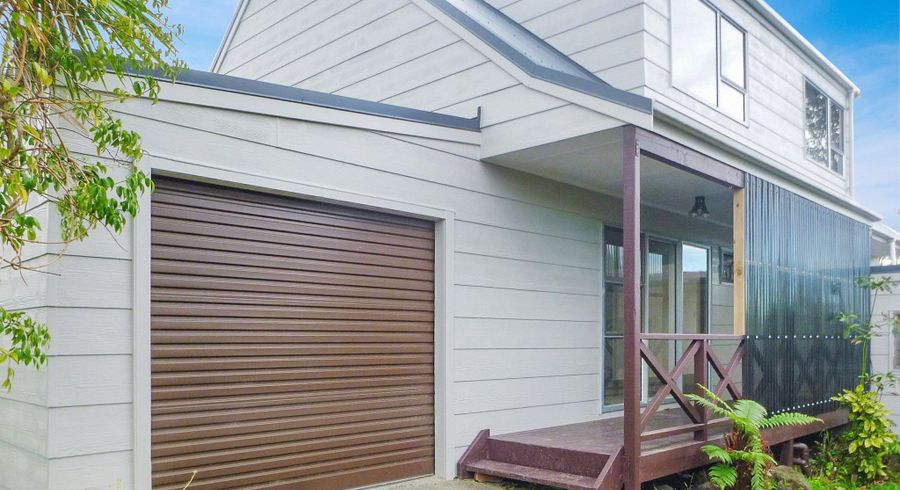  at 1/1 Eastwood Rise, Browns Bay, North Shore City, Auckland