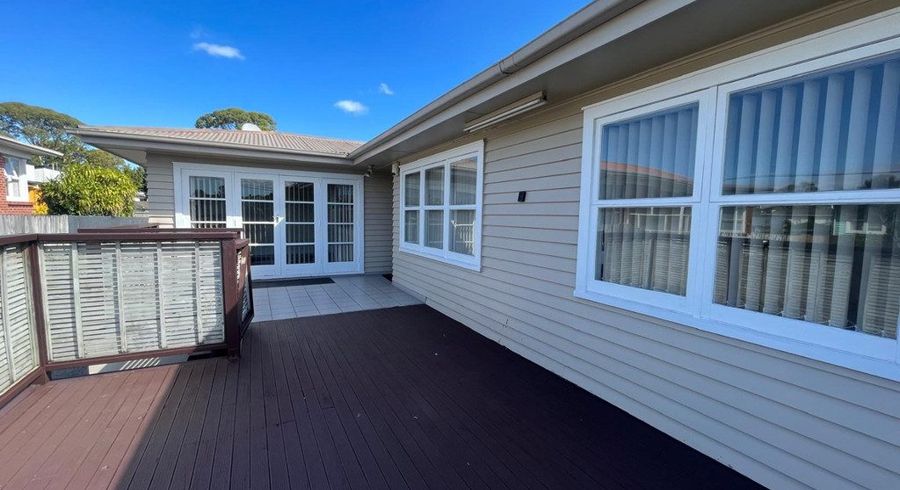  at 20 Harrington Road, Henderson, Waitakere City, Auckland