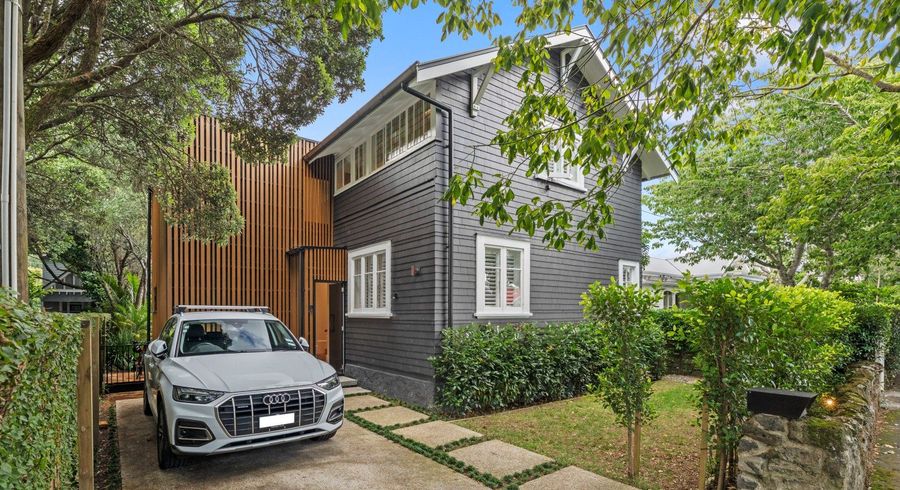  at 4 Poronui Street, Mount Eden, Auckland City, Auckland