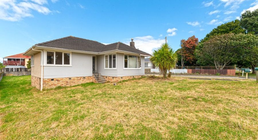  at 84 Buckland Road, Mangere East, Auckland