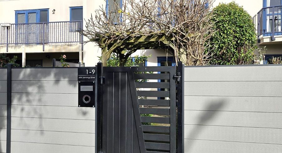  at 1/9 John Jennings Drive, Oteha, Auckland