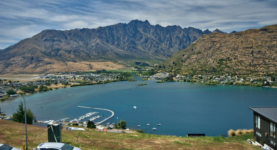  at 8 Florence Close, Queenstown Hill, QUEENSTOWN