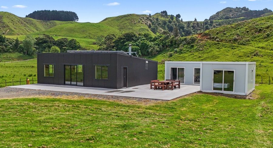  at 35 Te Mahoe Road, Mōkau