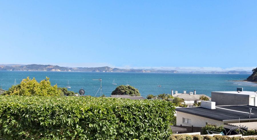  at 1048 Whangaparaoa Road, Tindalls Beach, Whangaparaoa
