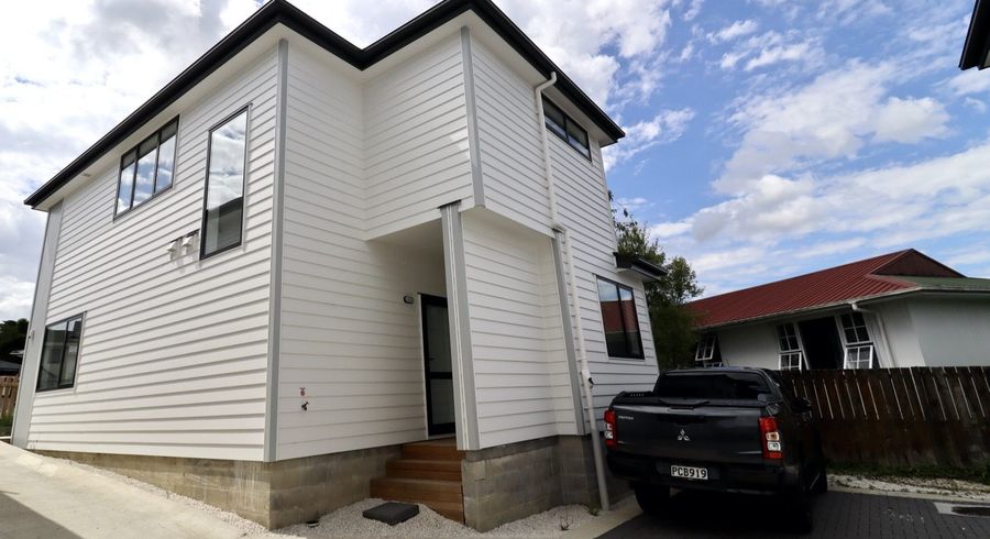  at 127 Oreil Avenue, West Harbour, Waitakere City, Auckland