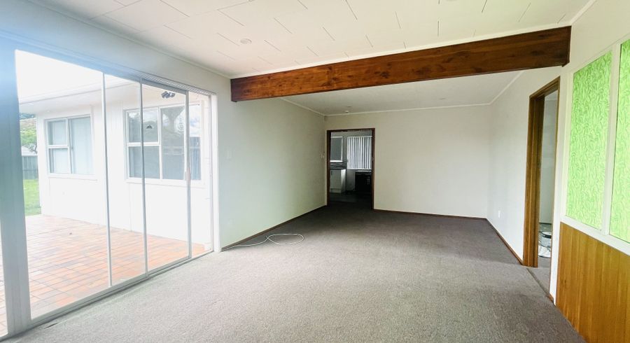  at 5 Fairlight Place, Manurewa, Auckland